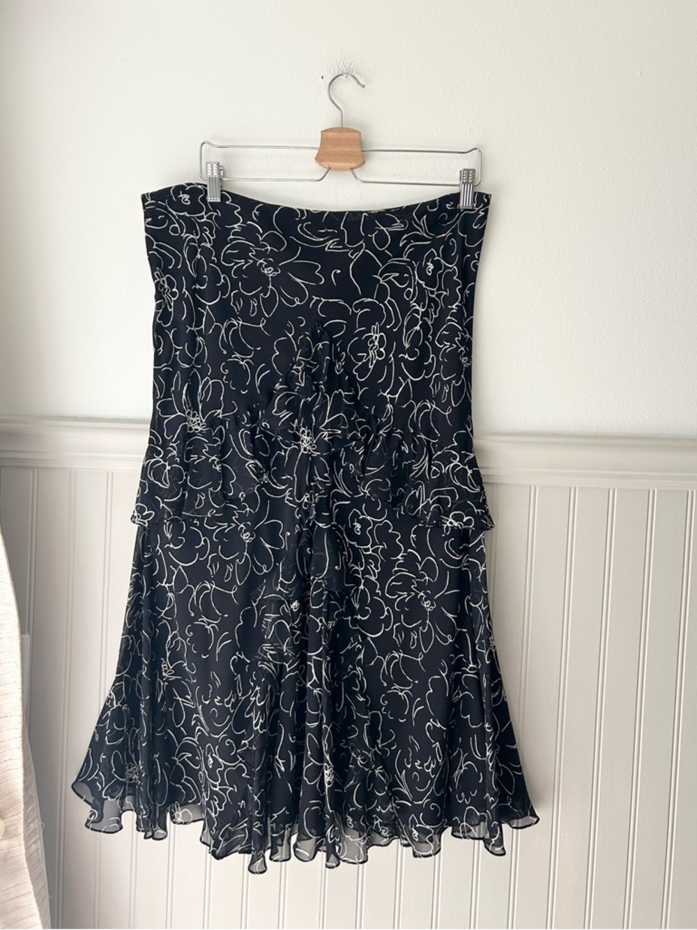 Lauren Ralph Lauren Large Black White 100% Silk Midi Skirt